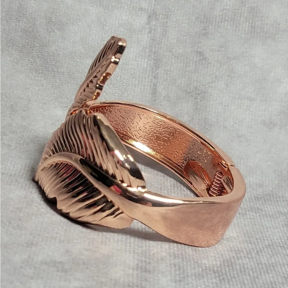 Bypass Bangle Bracelet in Rosetone‎